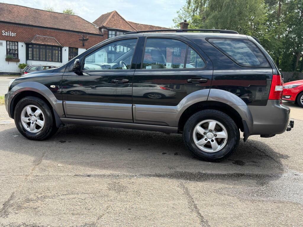 Kia Sorento 2.5 Crdi Xe Black #4