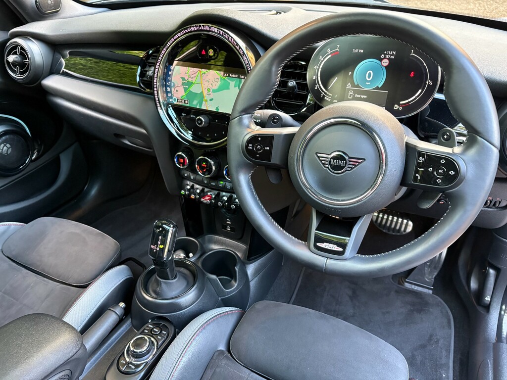 Mini Hatch 1.5 Cooper Exclusive Steptronic Euro 6 Ss Red #3