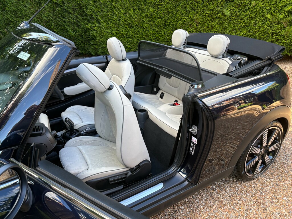 Mini Convertible 1.6 Cooper S Convertible 184 P Black #28