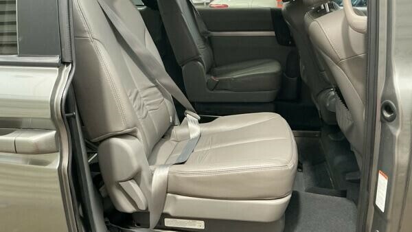 Kia Sedona 2 Crdi 192 Silver #10