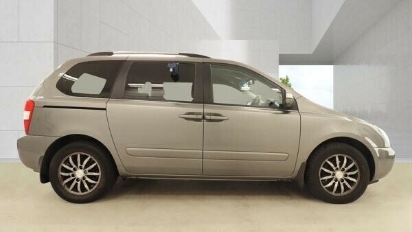 Kia Sedona 2.2 Crdi 3  #2