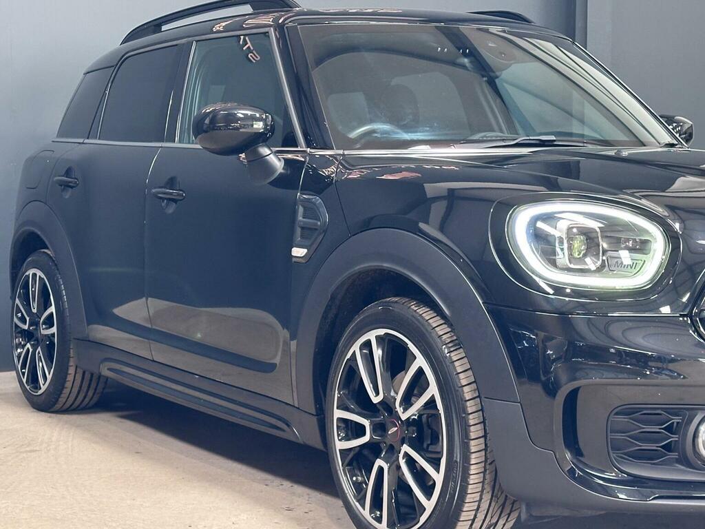 Mini Countryman Suv 1.5 Cooper Sport Steptronic Euro 6 Ss YF72ZGN Black #2