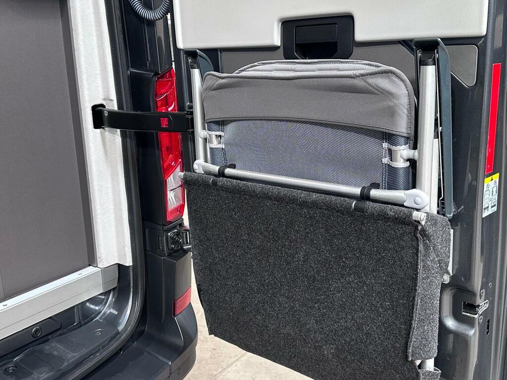 Volkswagen Grand California Mpv Grey #21