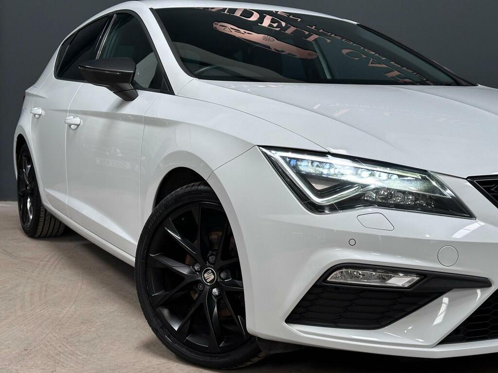 Seat Leon Hatchback 1.5 Tsi Evo Fr Black Edition Euro 6 Ss White #5