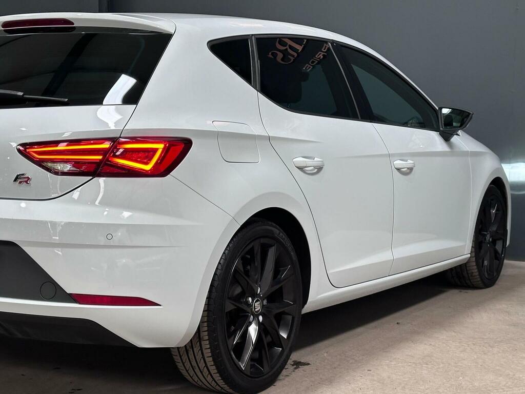 Seat Leon Hatchback 1.5 Tsi Evo Fr Black Edition Euro 6 Ss White #6