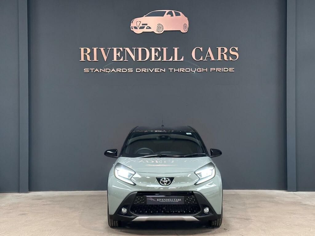Toyota Aygo X Hatchback 1.0 Vvt-i Exclusive X-shift Euro 6 Ss Green