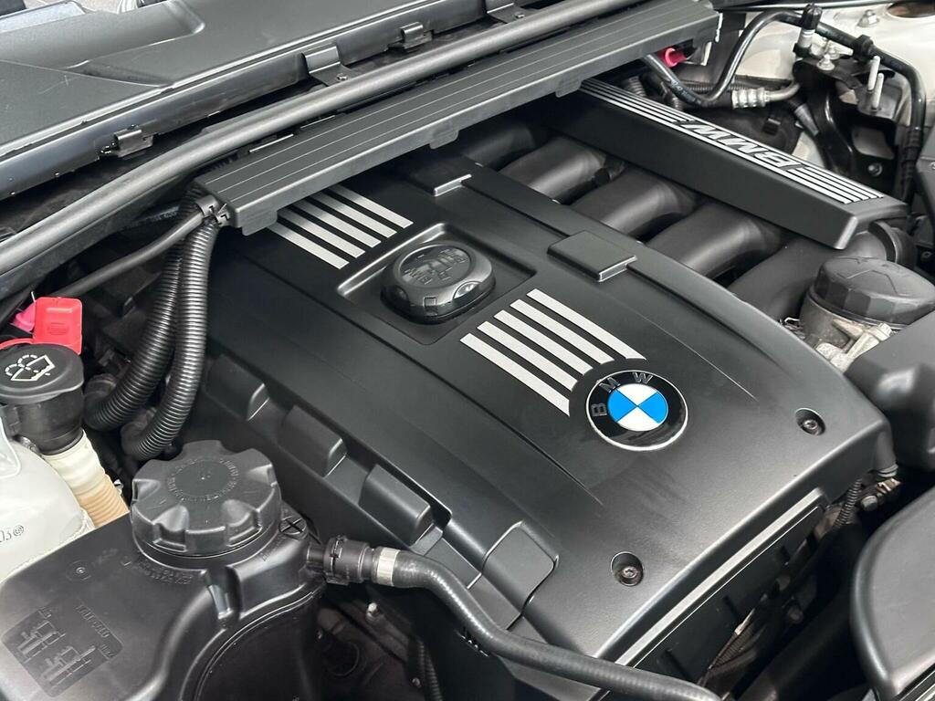 BMW 3 Series 3.0 325D Black #36