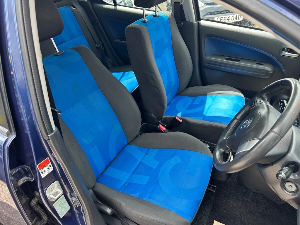 Vauxhall Agila Design 5-Door Blue #8