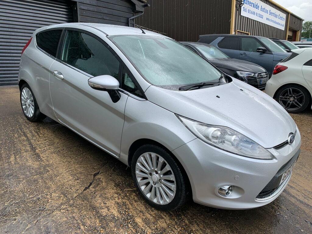 Ford Fiesta Titanium 3dr Silver #3