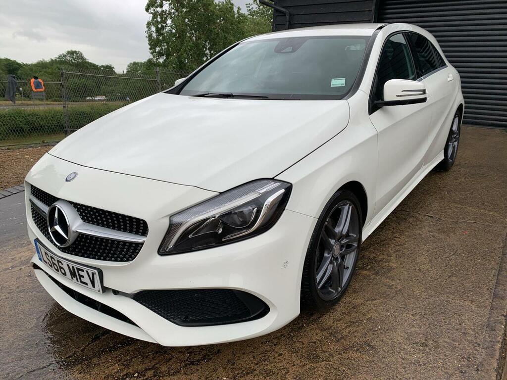 Mercedes-Benz A Class A180d Amg Line Premium 7G-dct Euro 6 Ss White