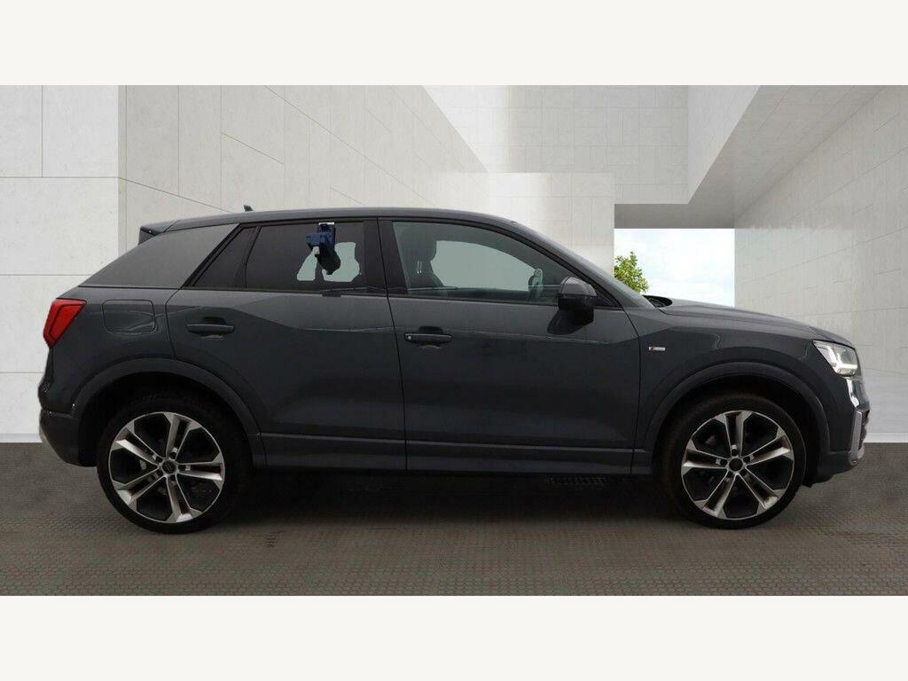 Audi Q2  Red #7