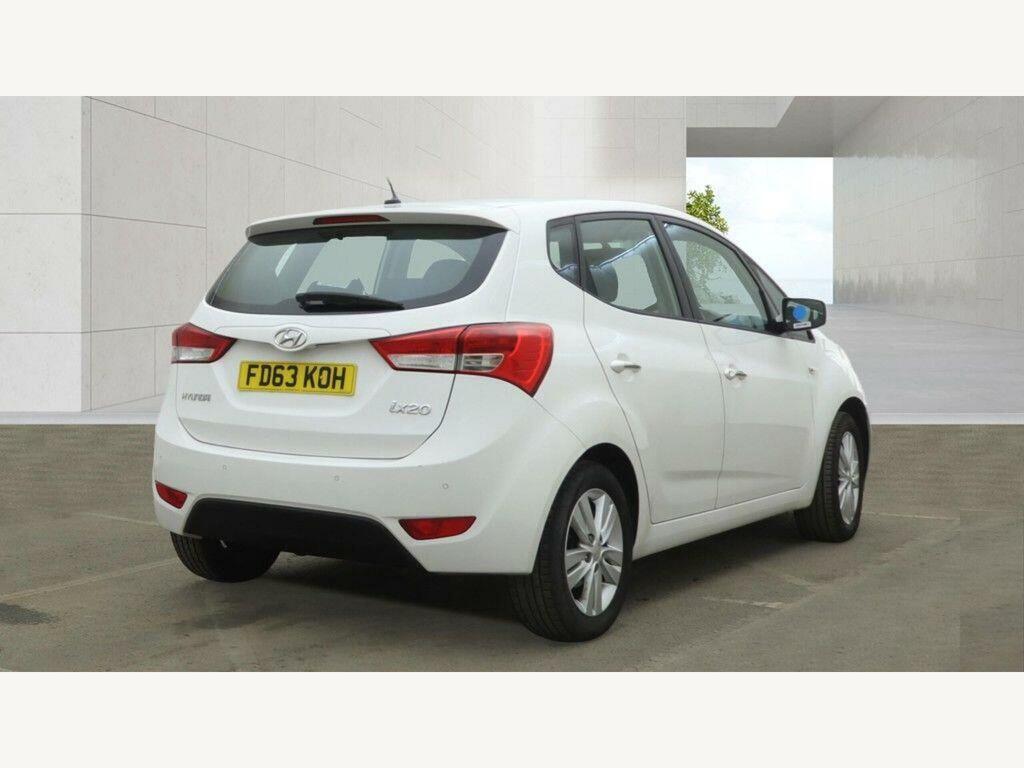 Hyundai Ix20 Active Euro 5 White #4