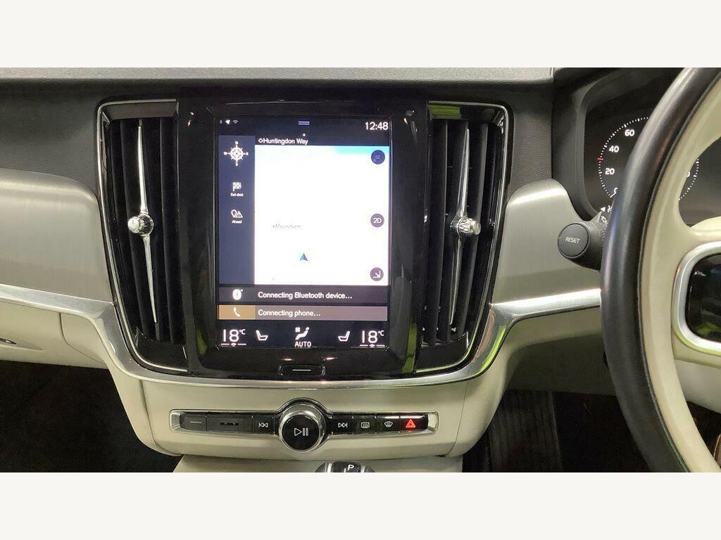 Volvo V90 T4 Momentum Plus Leather Upholstery, Rear Ca Black #10