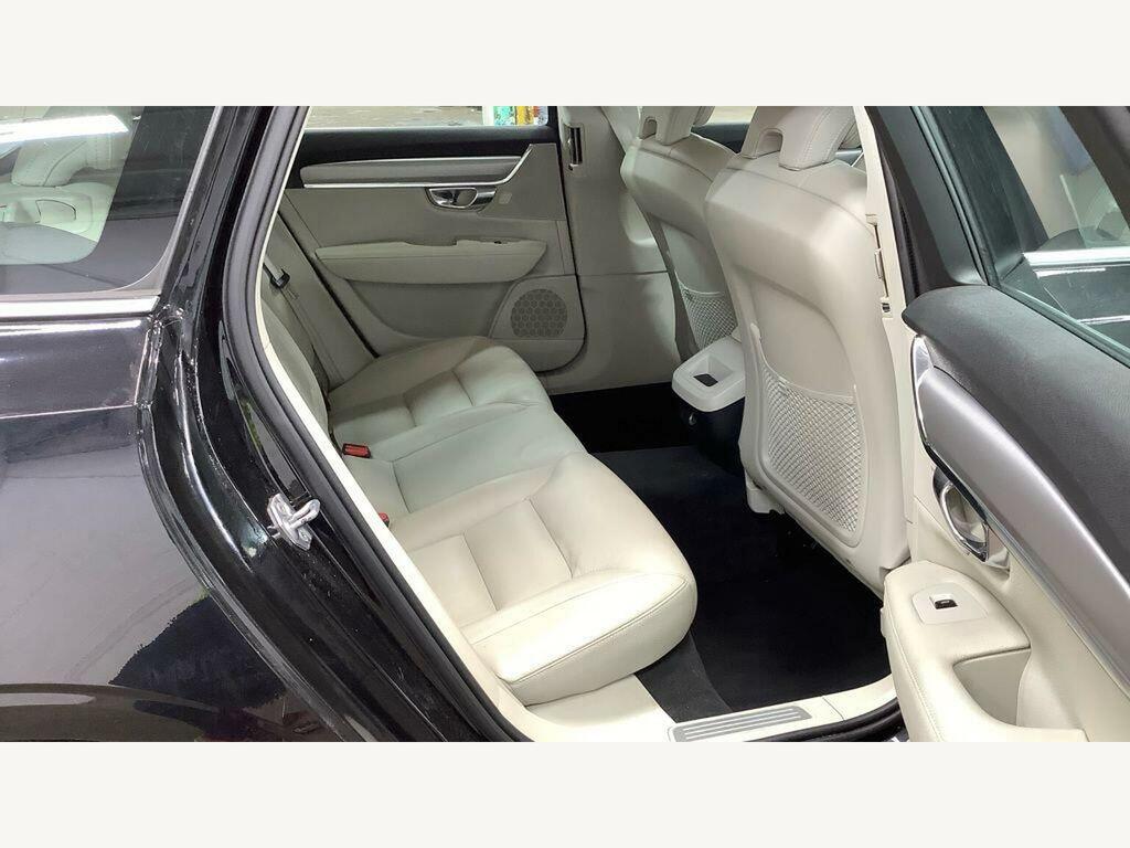 Volvo V90 T4 Momentum Plus Leather Upholstery, Rear Ca Black #12