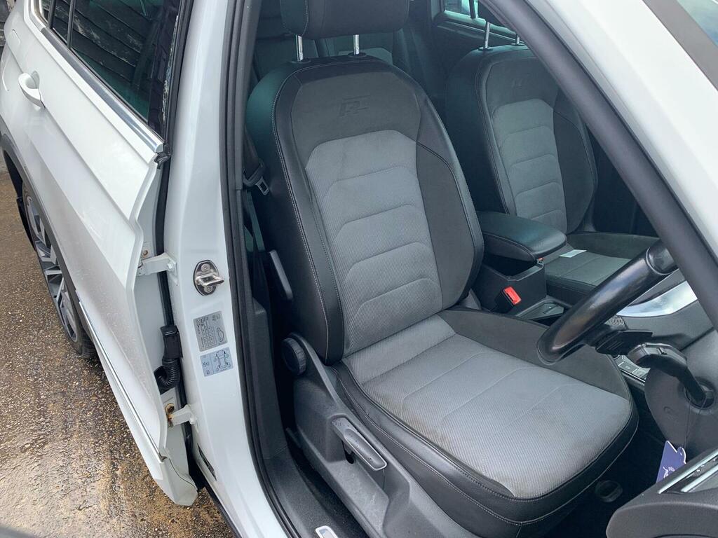 Volkswagen Tiguan Moda White #10