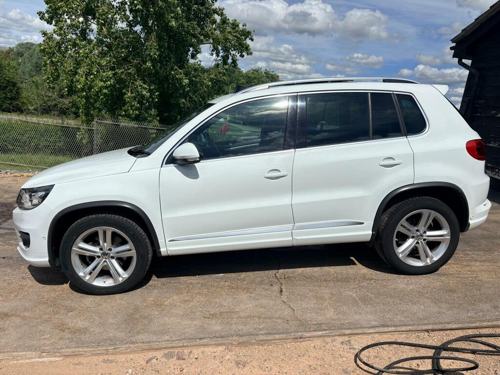 Volkswagen Tiguan Tdi Bluemotion Tech R-line Dsg 4Wd Euro 5 Ss White #4