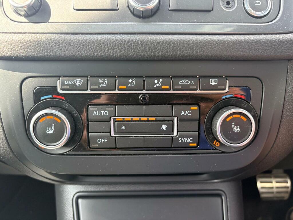 Volkswagen Tiguan Black #23