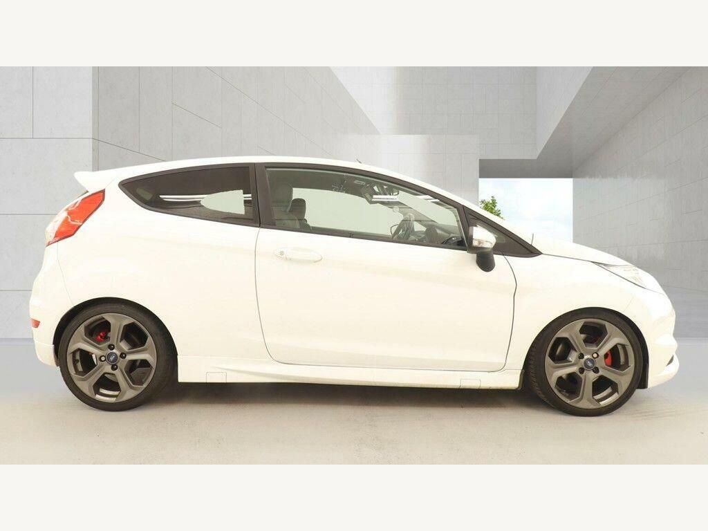 Ford Fiesta 1.0T Ecoboost Titanium Hatchback  #5