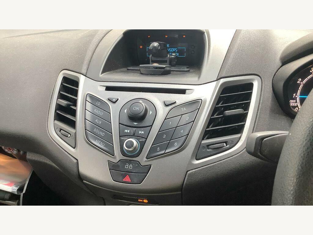 Ford Fiesta Fiesta Titanium T Blue #9