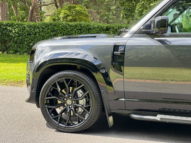 Land Rover Defender Se Grey #13