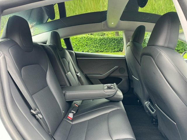 Tesla Model 3 Dual Motor Long Range Saloon 4 Red #23