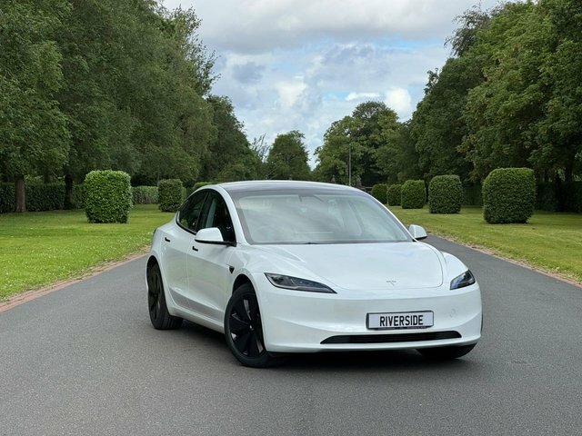 Tesla Model 3 2024 Saloon Rwd 208 Ps White