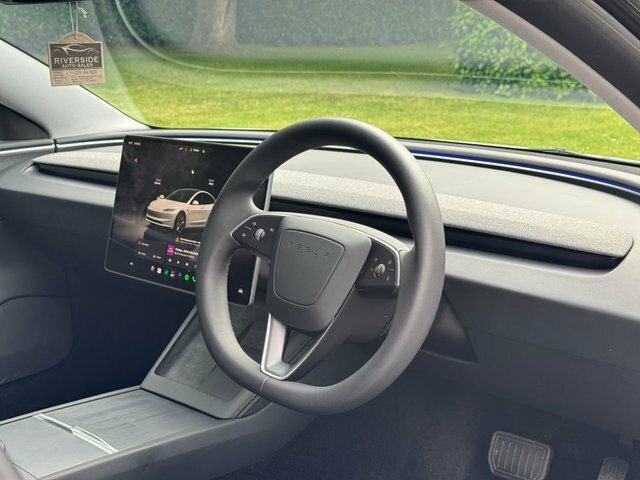 Tesla Model 3 2024 Saloon Rwd 208 Ps White #4