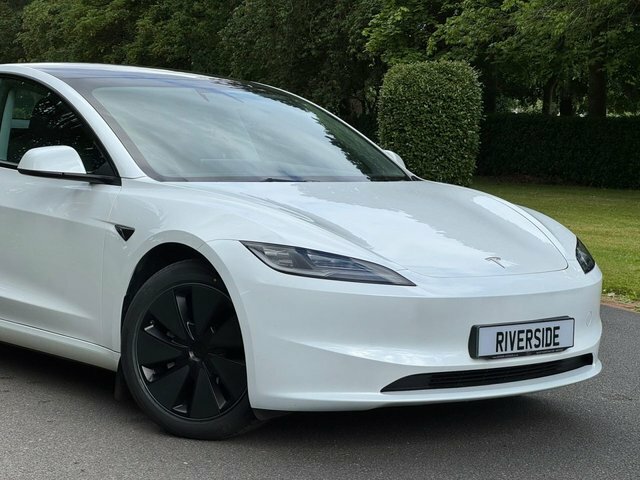 Tesla Model 3 Dual Motor Long Range Saloon 4 Red #7