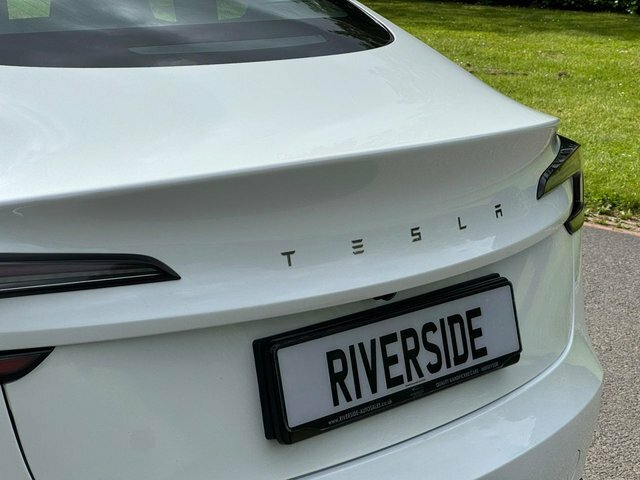 Tesla Model 3 Dual Motor Long Range Saloon 4 Red #15