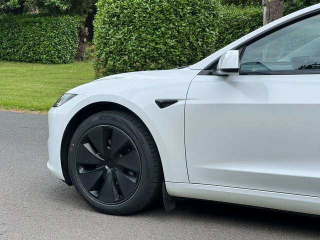 Tesla Model 3 Dual Motor Long Range Saloon 4 Red #12