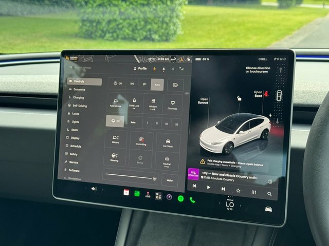 Tesla Model 3 Dual Motor Long Range Saloon 4 Red #32