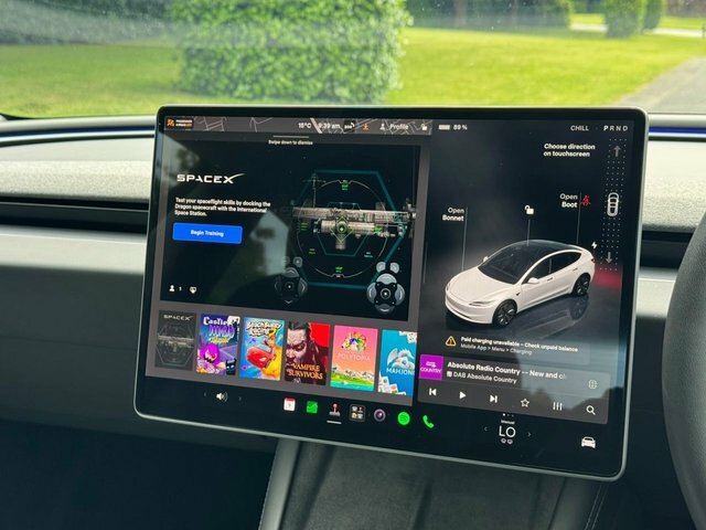 Tesla Model 3 Dual Motor Long Range Saloon 4 Red #31