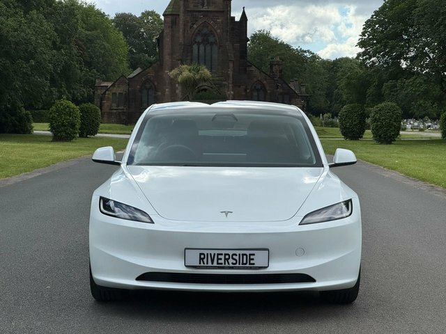 Tesla Model 3 Dual Motor Long Range Saloon 4 Red #9