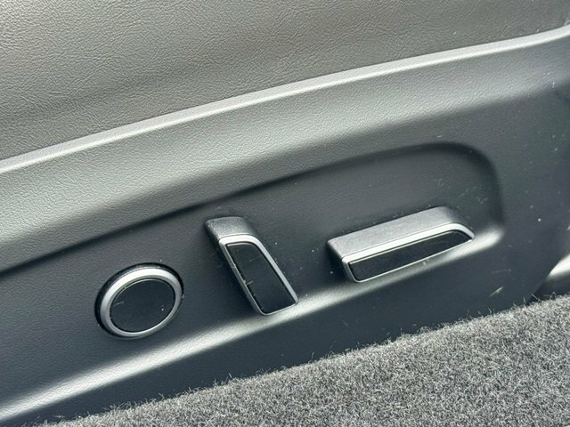 Tesla Model 3 Dual Motor Long Range Saloon 4 Red #29