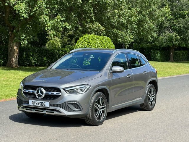 Mercedes-Benz GLA Class 2022 1.3 Gla200 Sport Executive Suv 7 BU72NLJ Grey #4