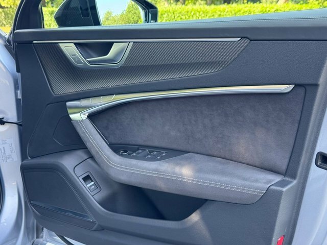 Audi RS6 Avant Tfsi V8 Performance Estate Black #46