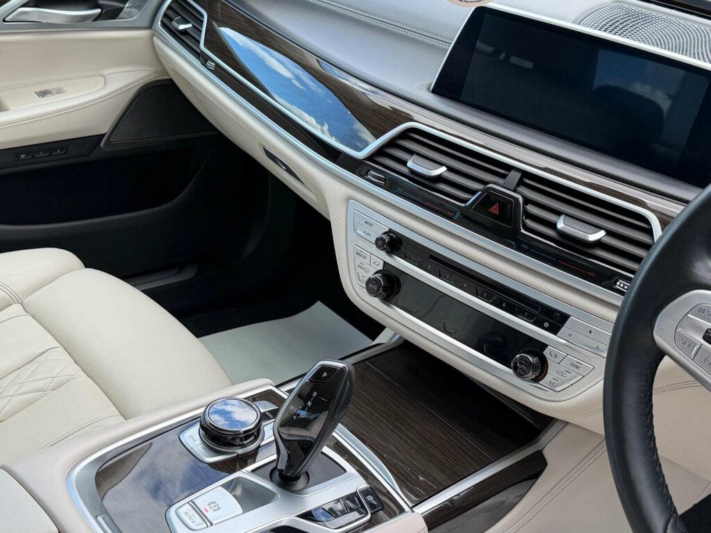 BMW 7 Series 730Ld Black #19