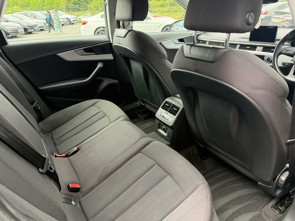 Audi A4 1.4T Fsi Black Edition S Tronic #9