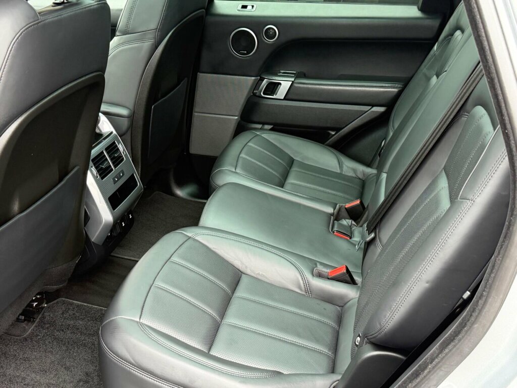 Land Rover Range Rover Sport Automatic Black #10