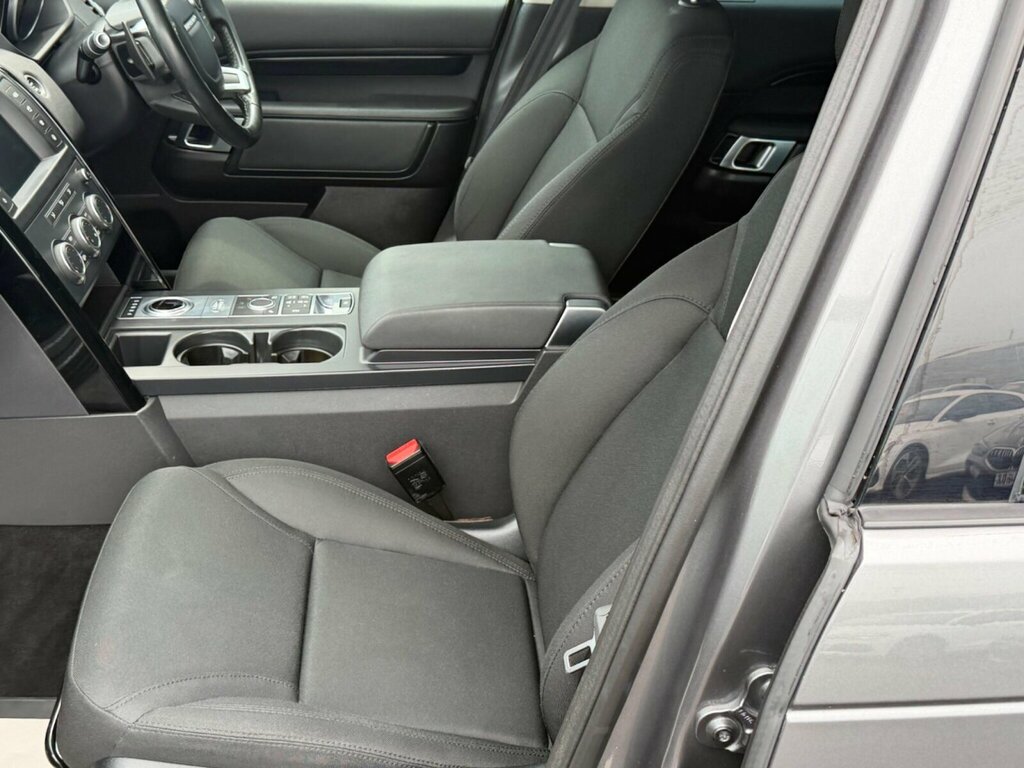 Land Rover Discovery 3.0 Si6 V6 Hse Grey #8
