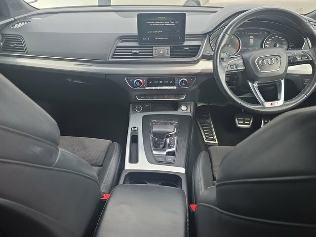 Audi Q5 2019 2.0 Tdi 40 S Line Suv S Tronic Qua KV69RUW Black #2