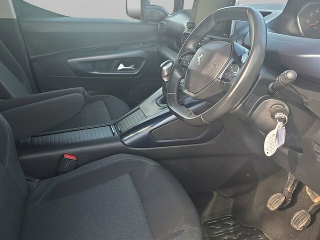 Peugeot Rifter 2019 Wav 1.5 Bluehdi Allure Standard Mpv D SF19DHL Grey #2