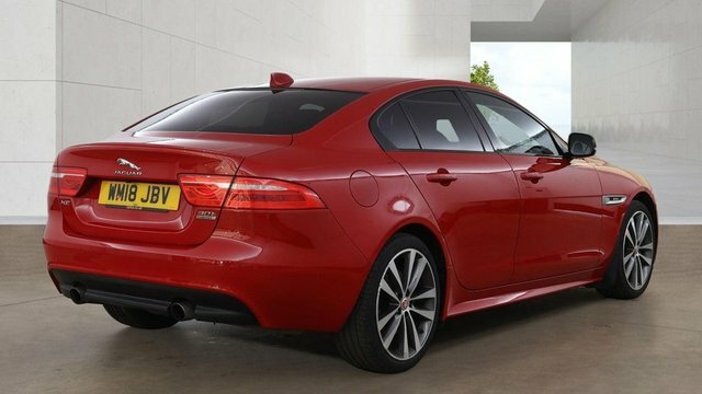 Jaguar XE 2018 2.0I Gpf R-sport Saloon Awd E Red #4