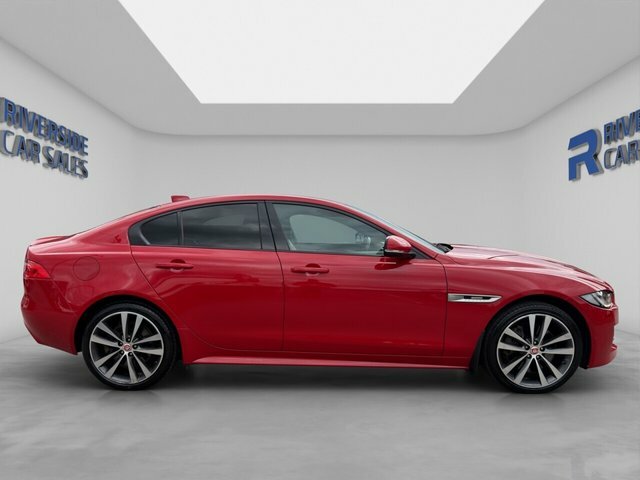 Jaguar XE 2018 2.0I Gpf R-sport Saloon Awd E WM18JBV Red #3