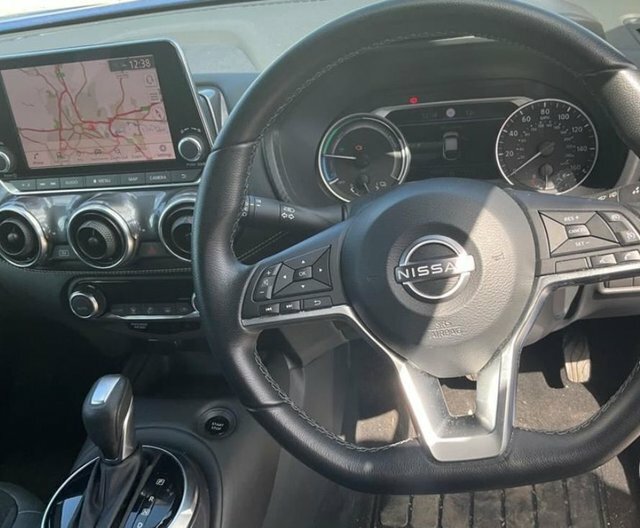 Nissan Juke 2022 1.6 N-connecta Suv Hybrid Eur YC72FPT Blue #2