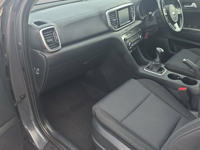 Kia Sportage 2018 1.6 T-gdi 2 Suv Awd Euro 6 MJ68OXP Grey #2