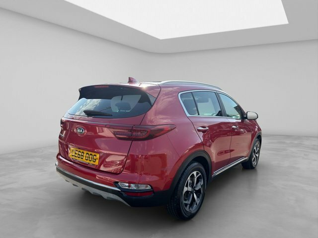 Kia Sportage 2018 1.6 Gdi Edition 25 Suv Euro CE68OOG Red #4