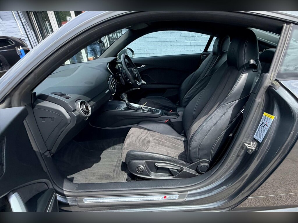 Audi TT Tt Sport Tdi Ultra Black #12