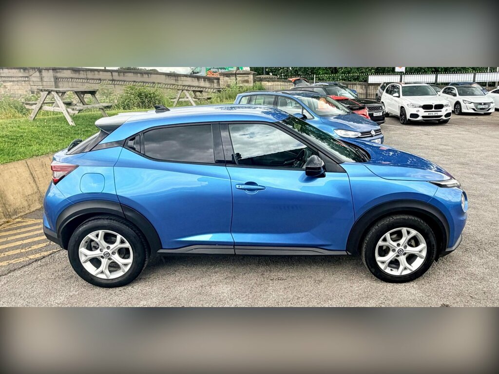 Nissan Juke Tekna Blue #29