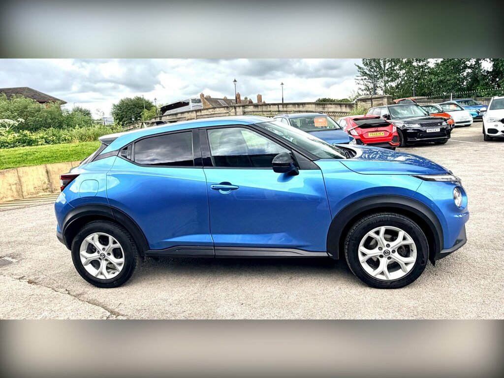 Nissan Juke Tekna Blue #17